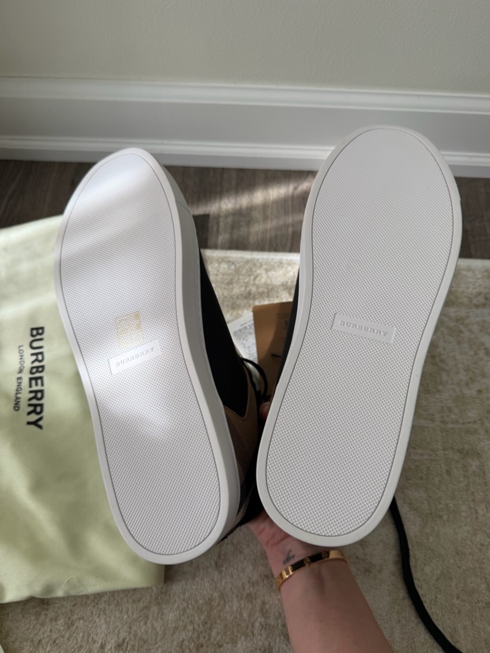 Burberry Black & White Men's High-Top Sneakers - Picture 5 of 6